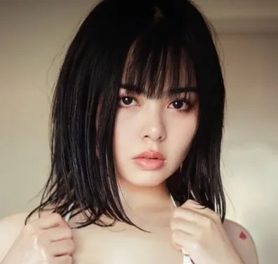 Estelle Shiori 💫