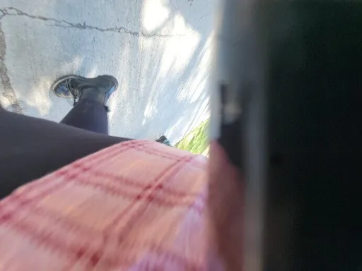 Girl.feet.curvy