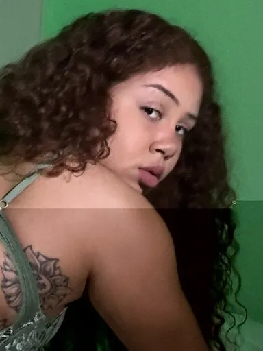Gldnbbyy24