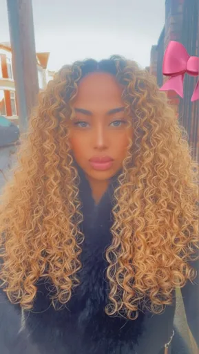 Goldenhunii🍯💦👑