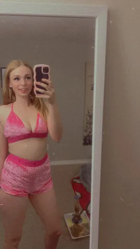 Aubree Mae
