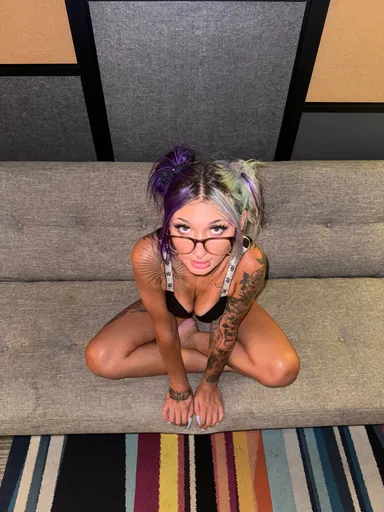 ViolentVal🌸🔮🔪