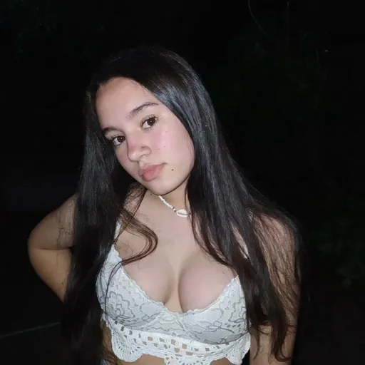 Hot Latina😈🔥