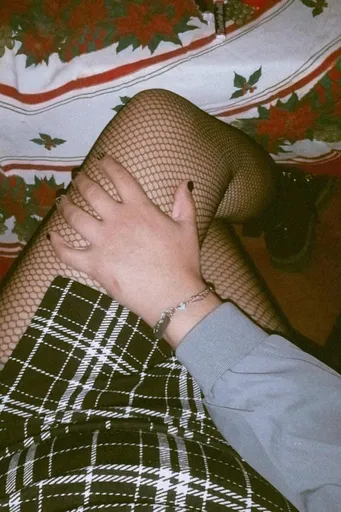 𝒉𝒐𝒏𝒆𝒚𝒍𝒆𝒔🔥