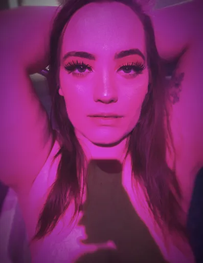Hornythickitten