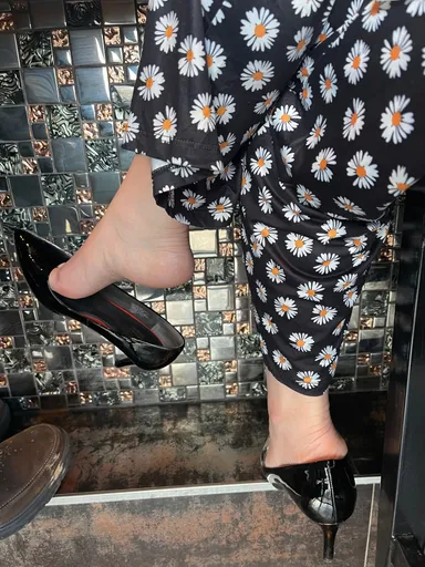 InnocentFeetAngel