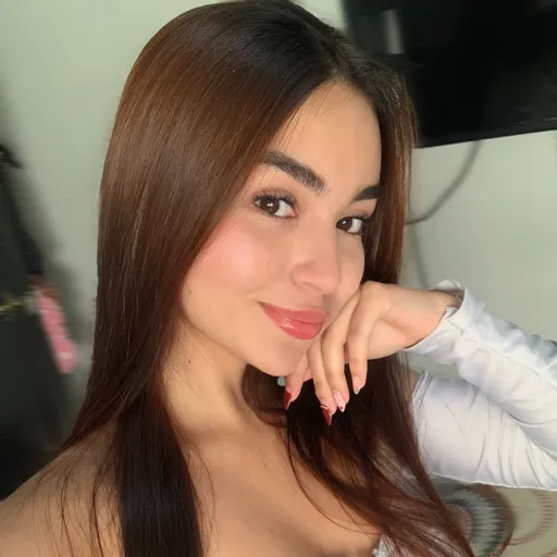 Bella 🩷