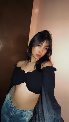 Mia Hart