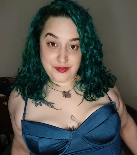 𝑻𝒊𝒄𝒊𝒂 • 𝓑𝓑𝓦 •