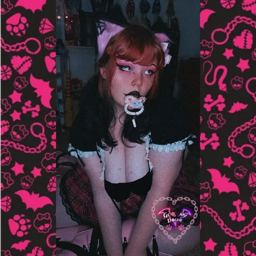 gloomy dollie♡