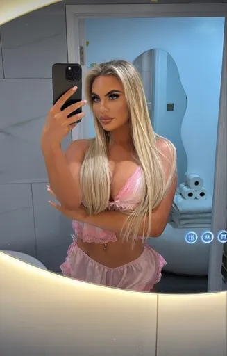 Kelsey stratford 😈