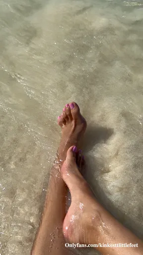 Kinkiest Little Feet