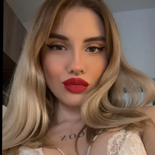 🍒 19yo Kira Jewel Exposed 🍒