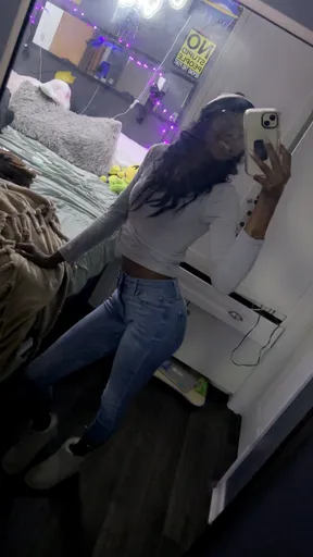 Aleisha thomas