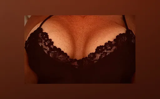 LacedinDarkLuxury