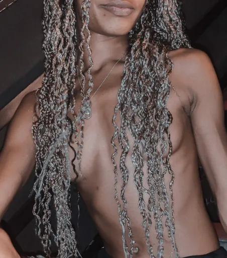 SRTA.BLACK