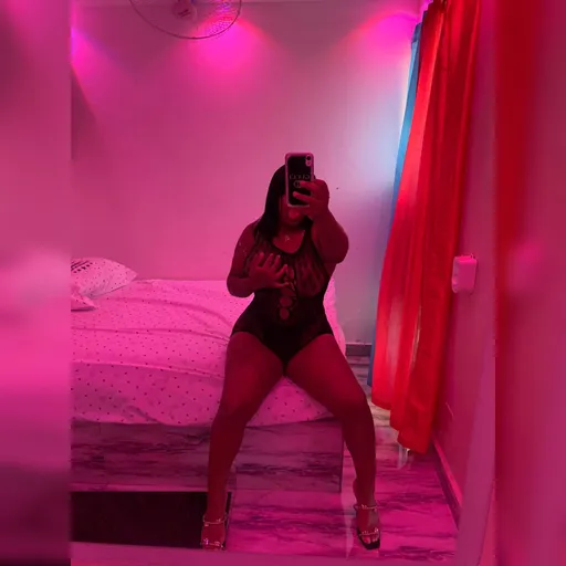 🍑LA LAZZY🍑