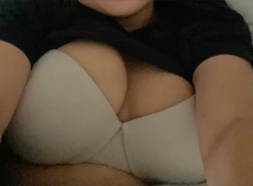 Latina Bella