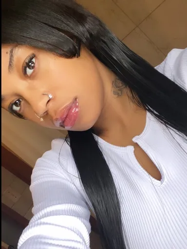 Layla2pretti