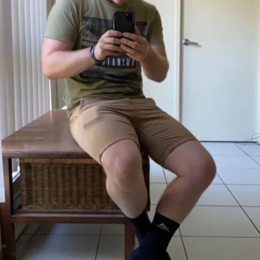 Lee