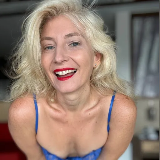 American mommy (NSFW in Bio 🍒)