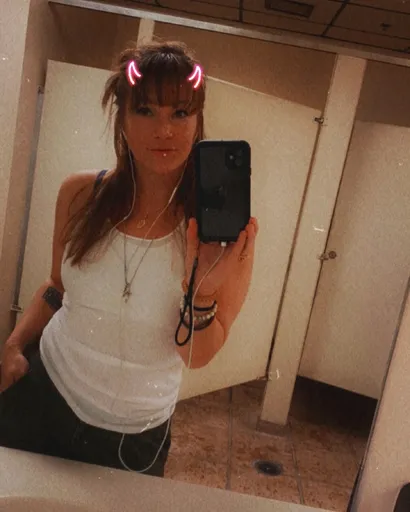 Lilibet_Kahley
