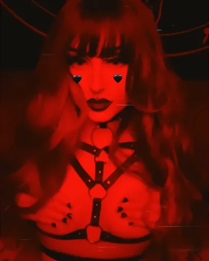 🖤𝕷𝕴𝕷𝖄 𝕽𝕰𝕰𝖁𝕰𝕾 🖤