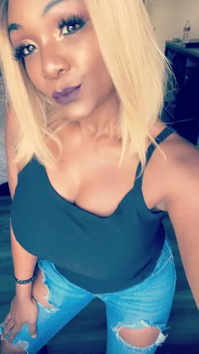 Brionna Nicole