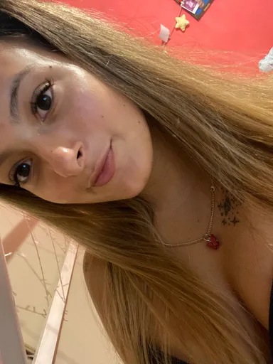 Lola García 🔥🐰