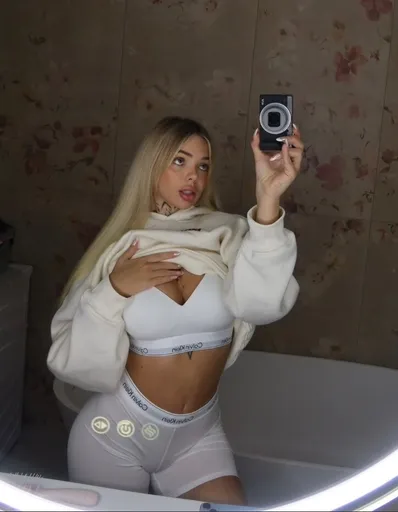 Lovelypaolina