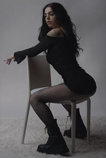 Princess of Darkness 🖤⛓️