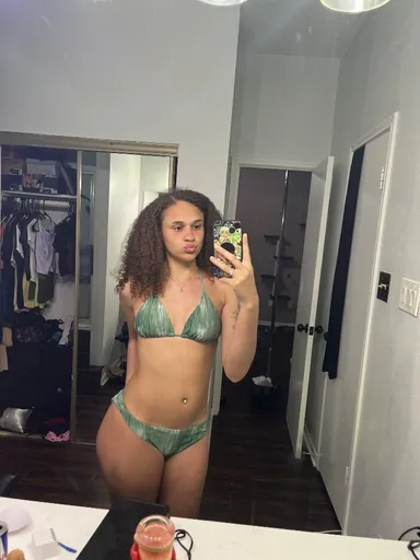 Goddessgr333n