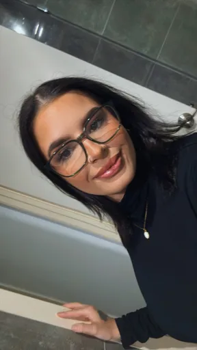 Juicy Lucyy