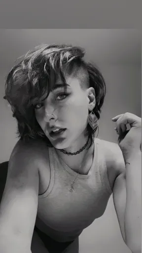 Luna Stroe