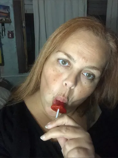 Madam_orange
