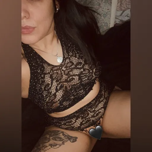 ✨Latina Magnetica ✨💋