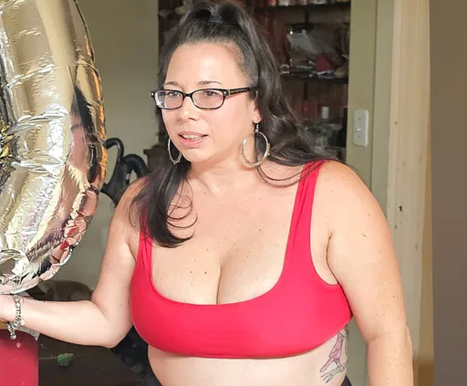 BigTittieHoe