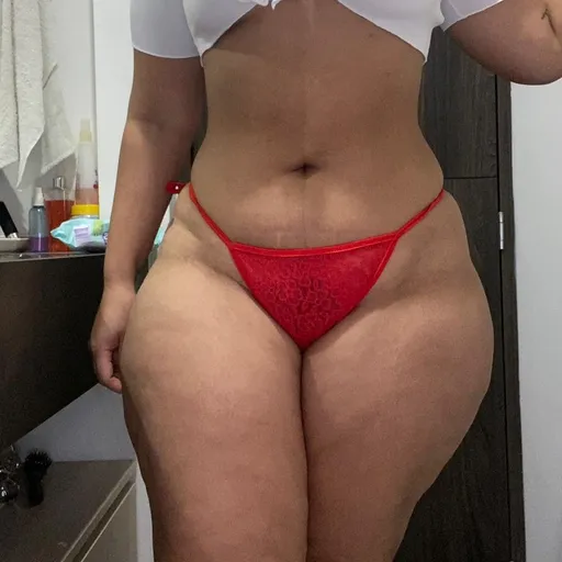 Meganscurvesx