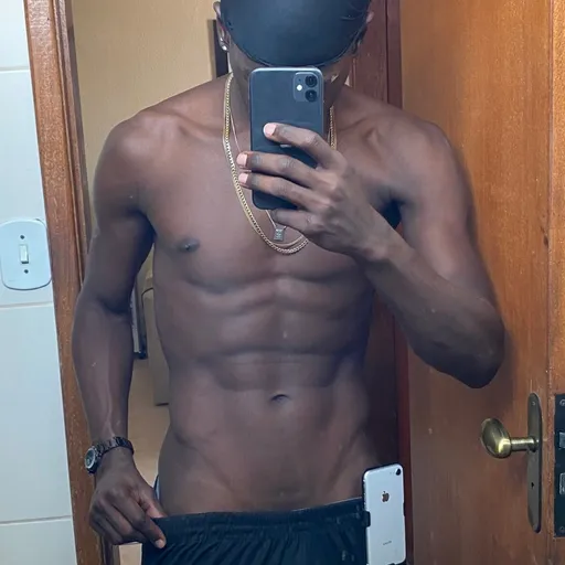 Menino Rei🤴🏾🇧🇷🥳🔥 210k