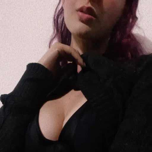 Mer Crimson 🖤