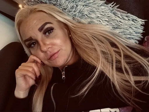 MiaXXX