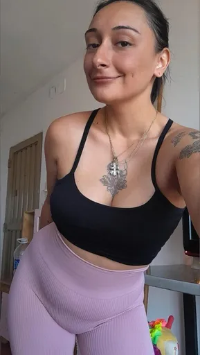 MICHELLE SWEET 🫦🏋🏻‍♀️