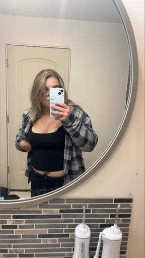Local Midwest Hoe