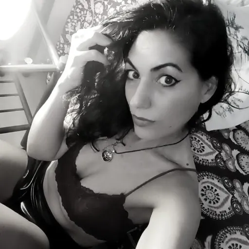 Only_milaalmica