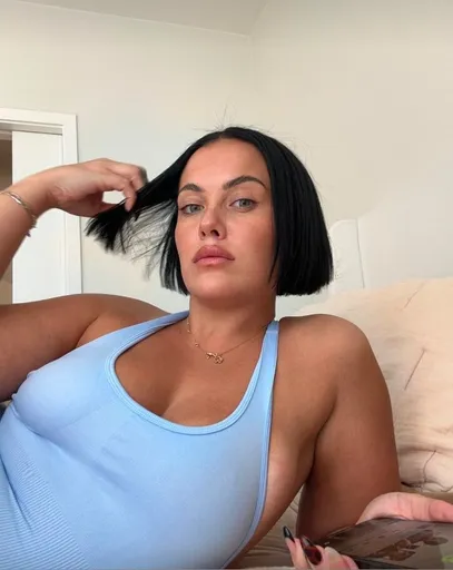 ✨Flossy your new favorite PAWG ✨