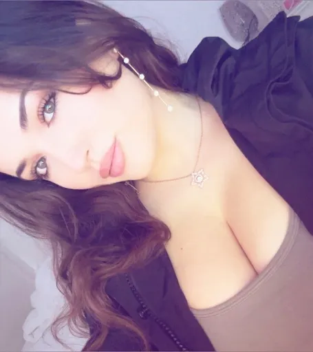 🎀 yasmin zbari 🎀