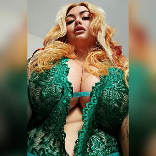 Naomi Chantelle