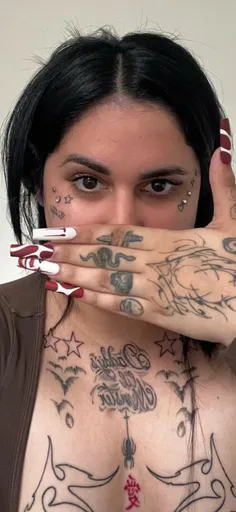 Mika 👄