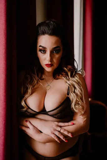 Naya Tentation