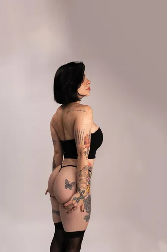 Niki Olin